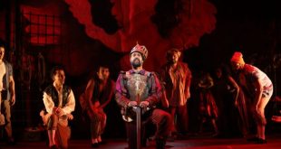 Philip Hernandez as the 'Man of La Mancha'