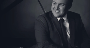 Pianist Kemuel Roig