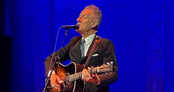 Concert Review: Lyle Lovett at City Winery, NYC - Blogcritics